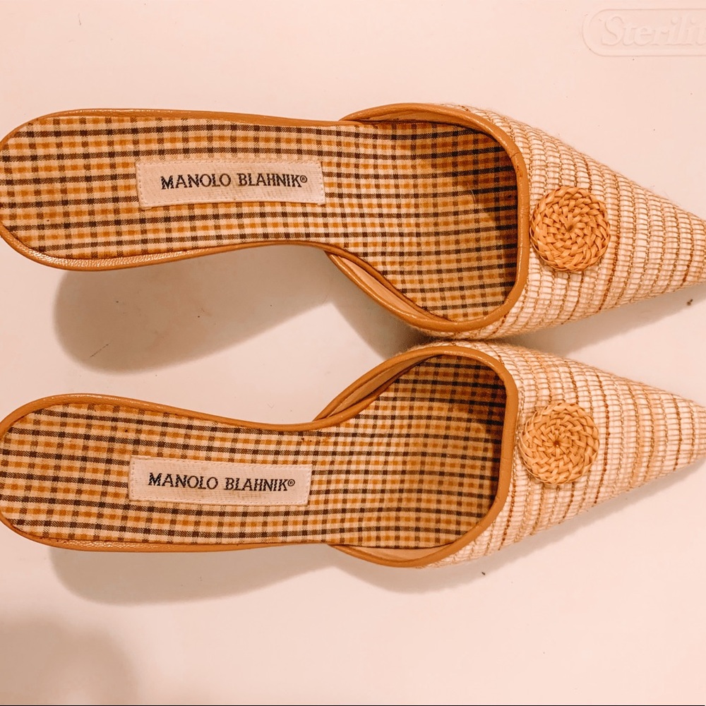 Manolo Blahnik Kitten Heel Mule